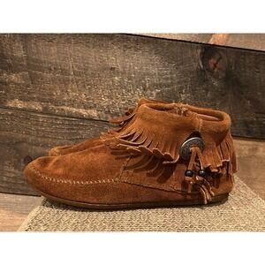 Minnetonka Brown Soft Suede Leather Concho Feather‎ Fringe Boots Womans Size 6